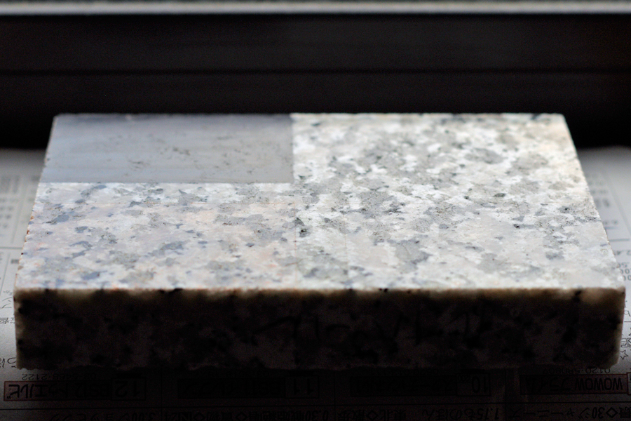 窓際にて撮影：ルナパールの柿渋塗布直後